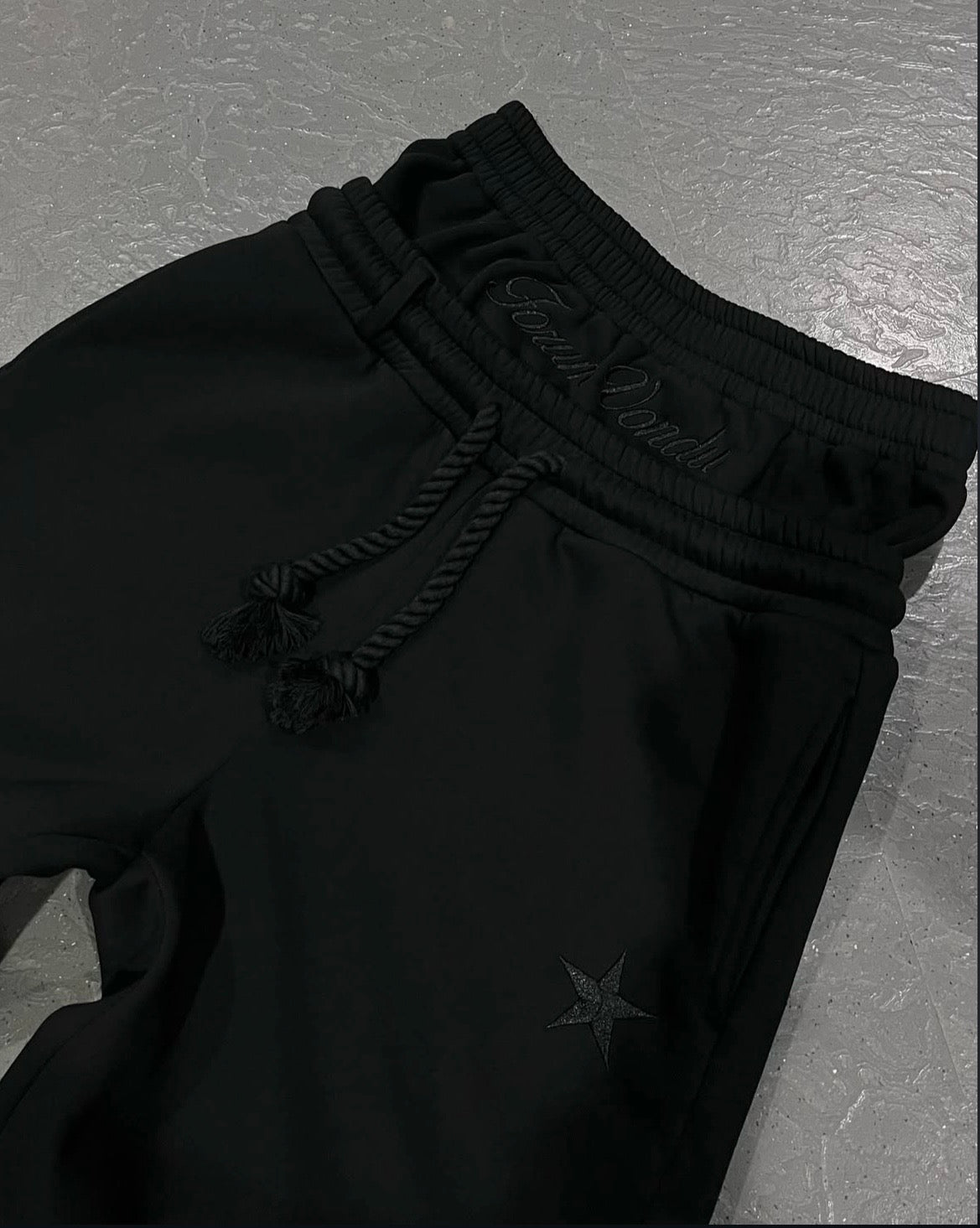 Star pattern joggers